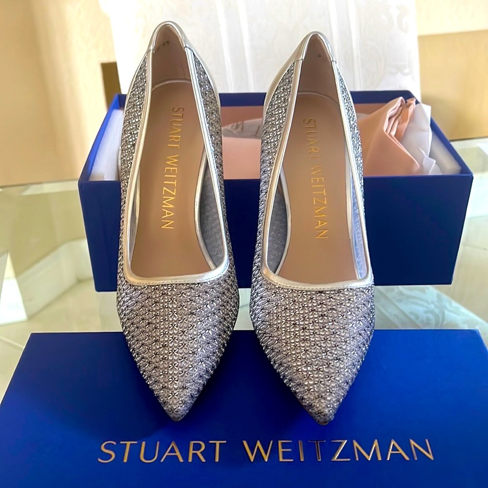 NWT Stuart Weitzman Metallic Pumps